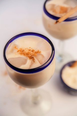 Agua de Horchata con canela